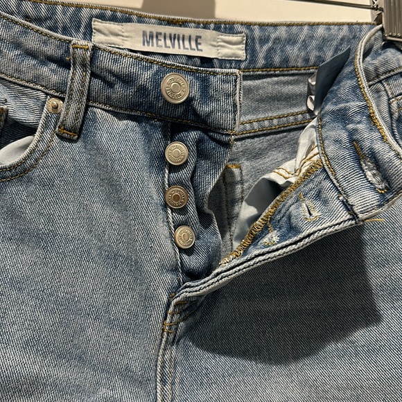 BRANDY MELVILLE DISTRESSED JEANS - Picture 7 of 12